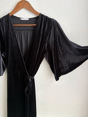 Mango Black Velvet Wrap Dress Flutter Sleeve Midi Cocktail Evening S